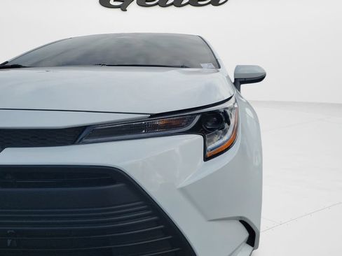 Used 2025 Toyota Corolla LE FWD image 26