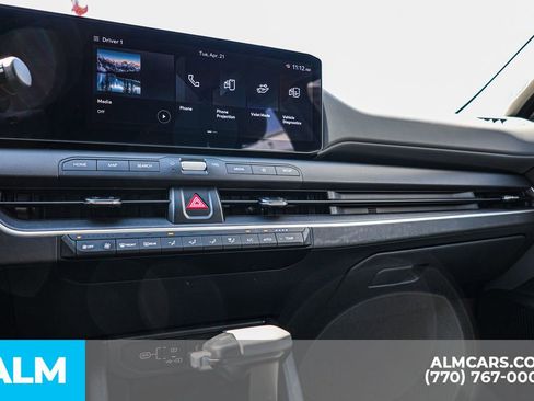 Used 2025 Kia K4 LXS FWD image 36