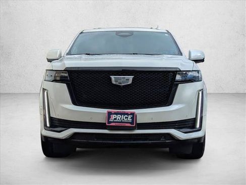 Used 2021 Cadillac Escalade ESV Sport Platinum AWD/4WD image 2