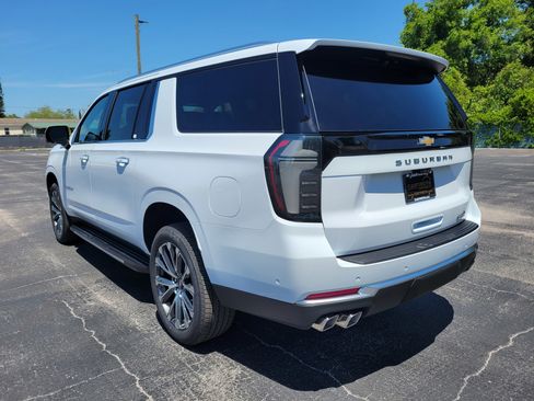 New 2026 Chevrolet Suburban High Country RWD image 11