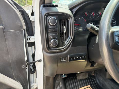 Used 2020 Chevrolet Silverado 2500 W/T w/ WT Convenience Package AWD/4WD image 18