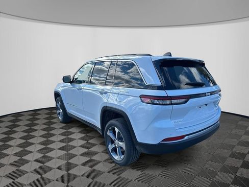 New 2026 Jeep Grand Cherokee Limited AWD/4WD image 3