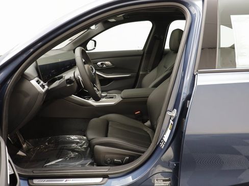 New 2026 BMW 330i xDrive Sedan w/ M Sport Package image 5