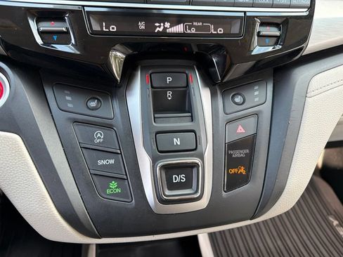 Used 2025 Honda Odyssey EX-L image 13
