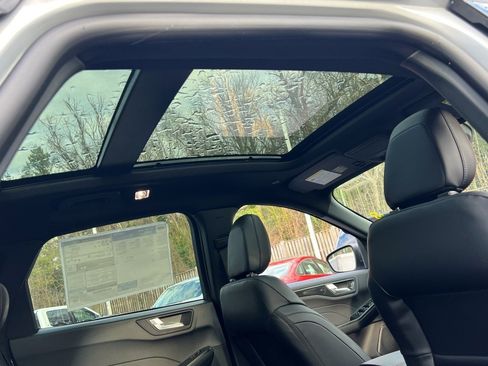 New 2026 Ford Escape ST-Line w/ Cold Weather Package image 10