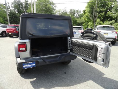 Used 2019 Jeep Wrangler Unlimited Sport S AWD/4WD image 20