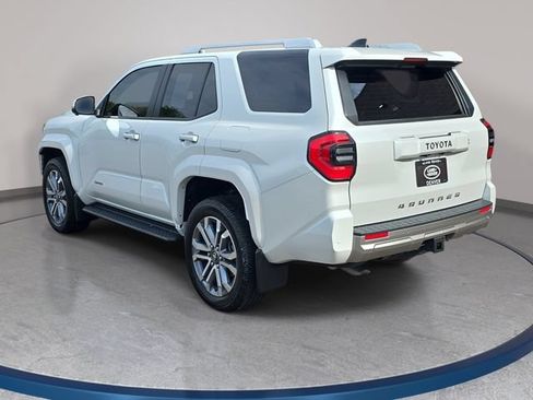 Used 2025 Toyota 4Runner Limited w/ Tow Technology Package AWD/4WD image 8