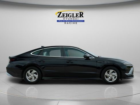 Certified 2025 Hyundai Sonata SE FWD image 8