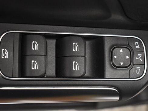 New 2026 Mercedes-Benz GLA 250 4MATIC image 23