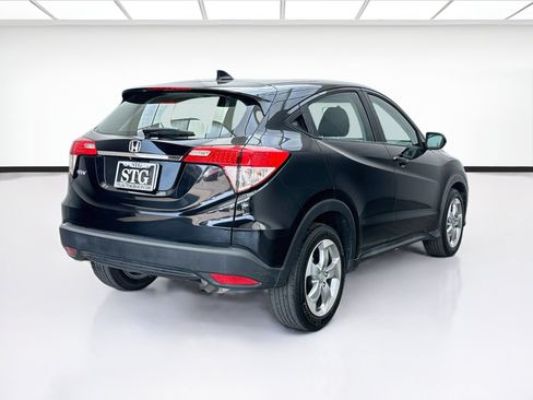 Used 2019 Honda HR-V LX image 4