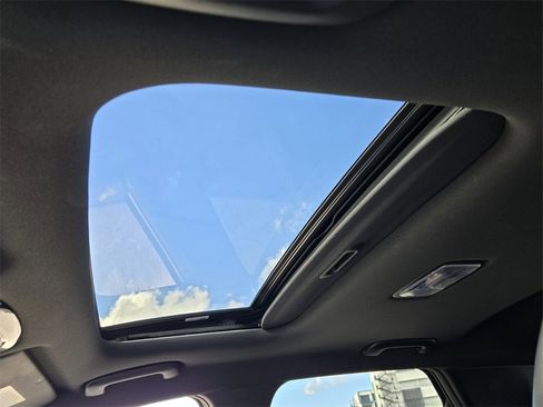 Certified 2023 Hyundai Santa Cruz SEL Premium image 18