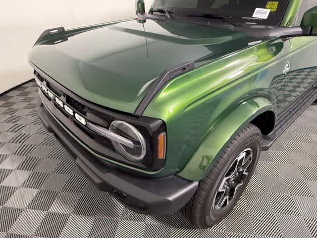 Used 2024 Ford Bronco Outer Banks AWD/4WD image 11