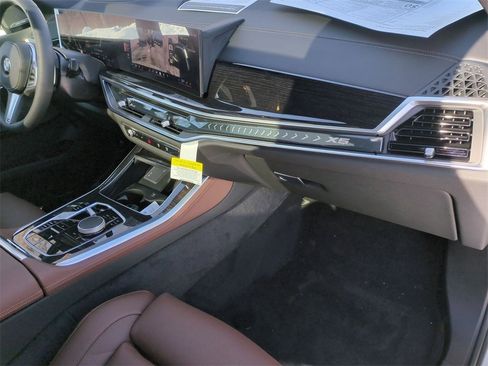 New 2026 BMW X5 xDrive40i w/ M Sport Package image 29