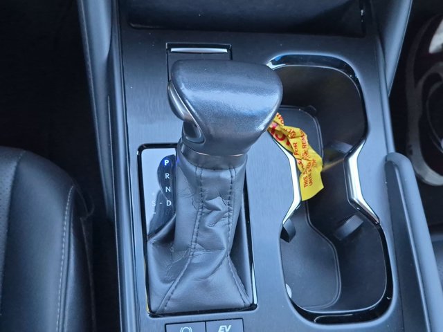 Used 2024 Lexus ES 300h w/ Premium Package FWD image 10