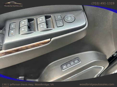 Used 2019 Chevrolet Tahoe LT image 10