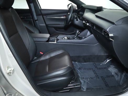Used 2022 MAZDA MAZDA3 s image 35