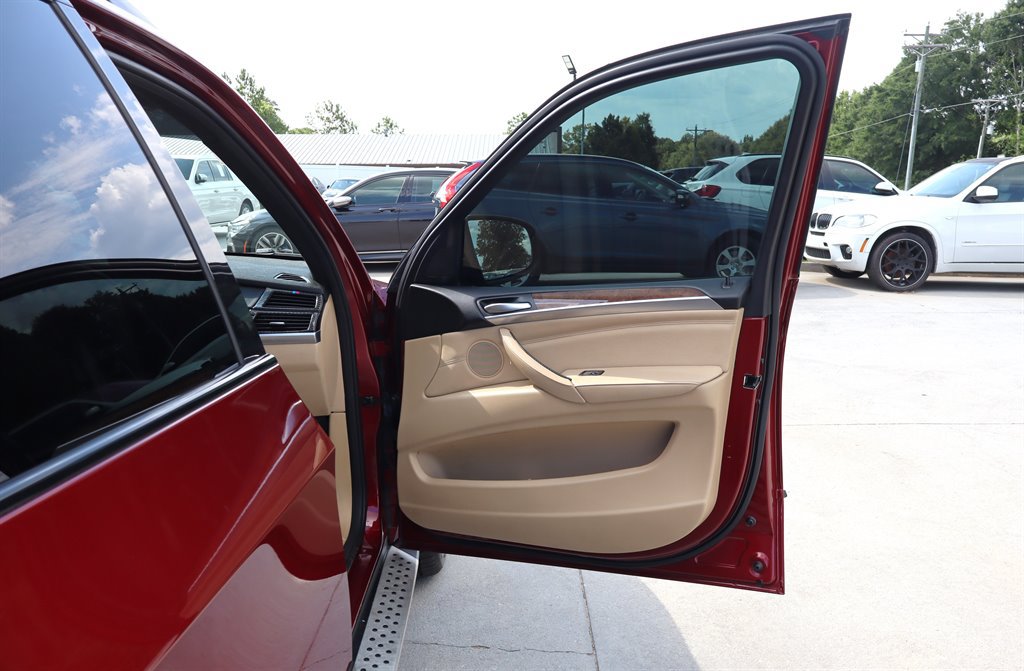 Used 2012 BMW X5 xDrive35i AWD/4WD image 36