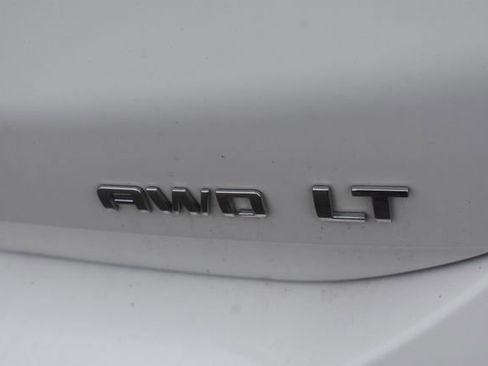 Used 2023 Chevrolet Equinox LT image 12