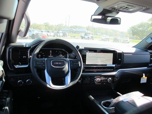 New 2026 GMC Sierra 2500 SLT w/ SLT Premium Package image 16