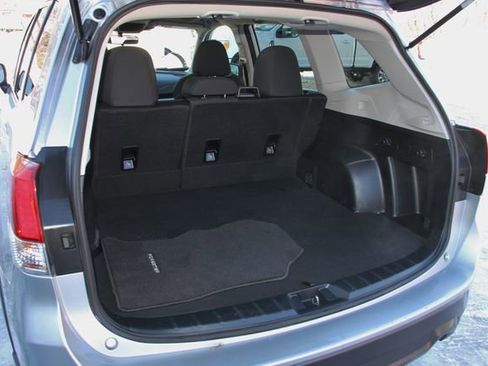 Certified 2023 Subaru Forester Premium image 34