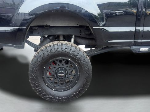 Used 2017 Ford F350 Lariat w/ FX4 Off-Road Package AWD/4WD image 29