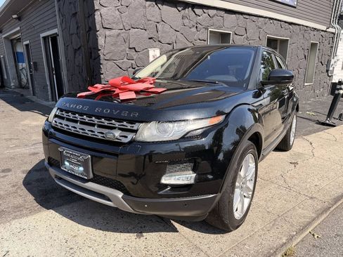 Used 2015 Land Rover Range Rover Evoque Pure Premium AWD/4WD image 2