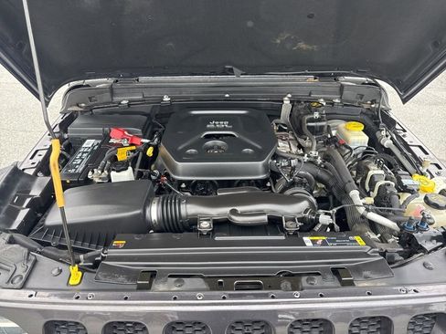 Used 2021 Jeep Wrangler Unlimited Sport S image 31