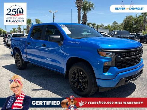 Used 2025 Chevrolet Silverado 1500 Custom AWD/4WD image 9