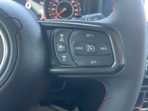 Used 2024 Jeep Wrangler Unlimited Rubicon image 25