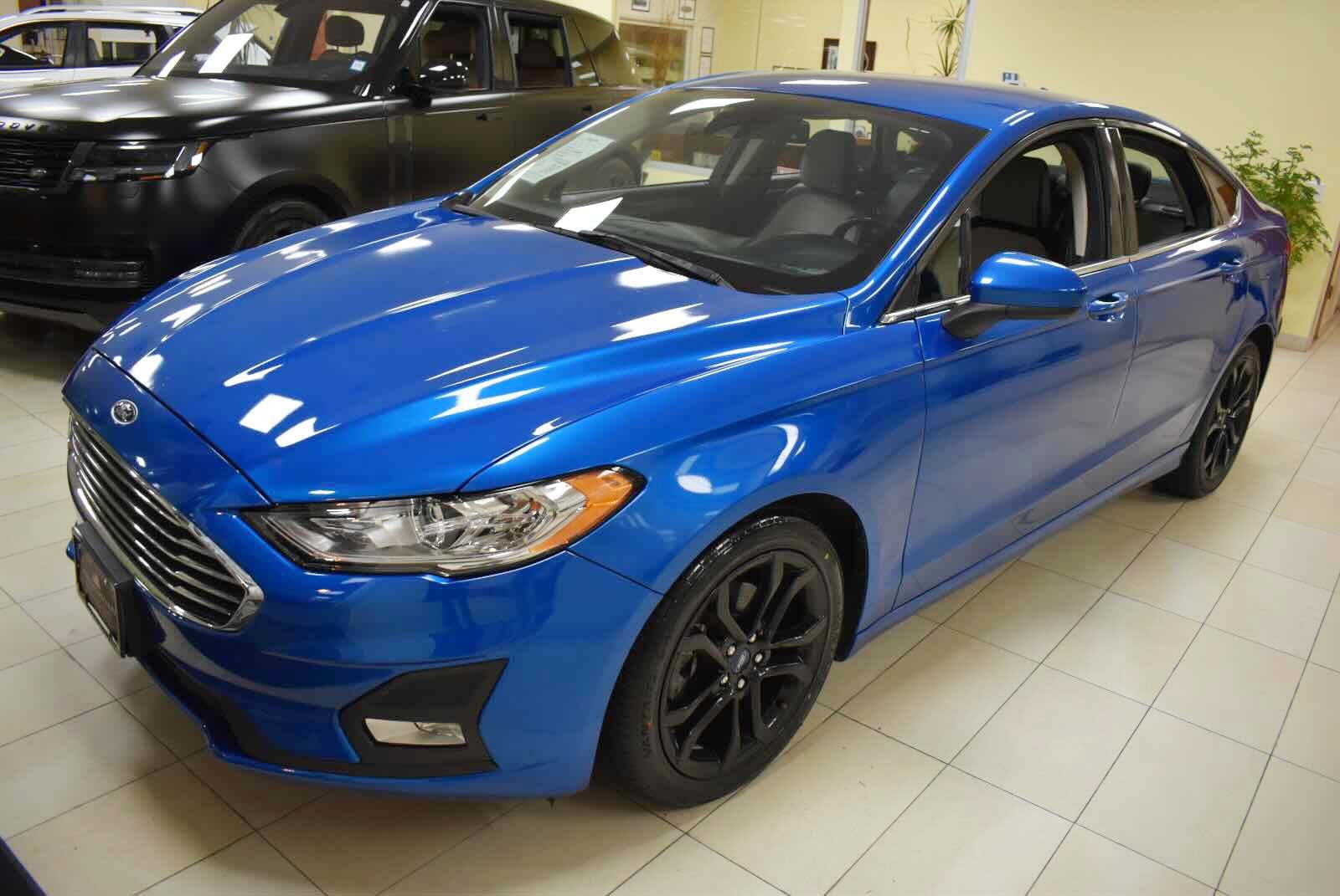Used 2020 Ford Fusion SE w/ Equipment Group 151A FWD image 8