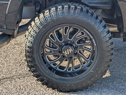 Used 2021 RAM 2500 Limited image 9