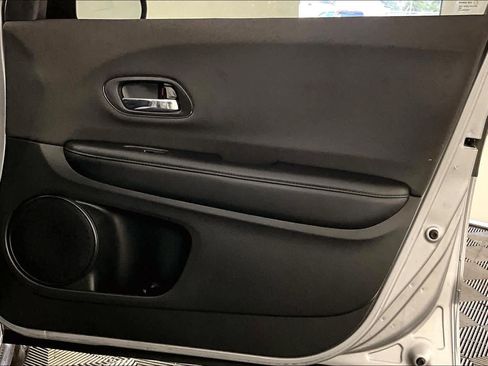 Used 2022 Honda HR-V Sport image 23