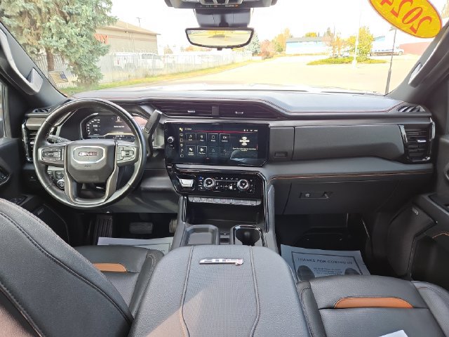 Used 2024 GMC Sierra 2500 AT4 w/ AT4 Premium Plus Package AWD/4WD image 3