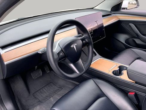 Used 2023 Tesla Model 3 Standard Range RWD image 16