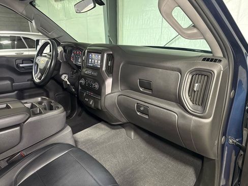 Used 2021 Chevrolet Silverado 1500 Custom AWD/4WD image 21