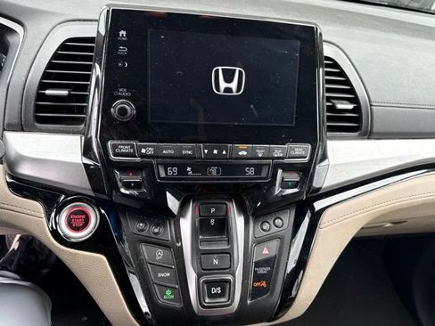 Used 2019 Honda Odyssey Elite image 9