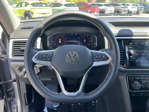 Used 2023 Volkswagen Atlas SE AWD/4WD image 34