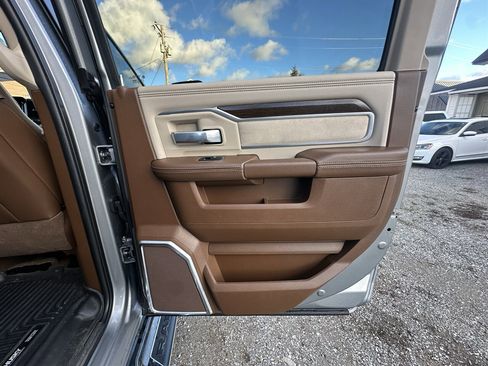 Used 2022 RAM 3500 Laramie image 17