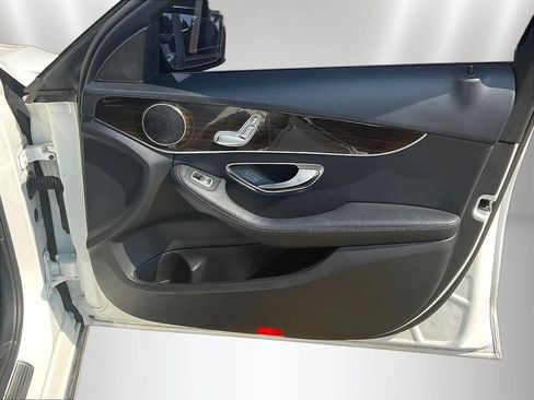 Used 2019 Mercedes-Benz C 300 Sedan image 28