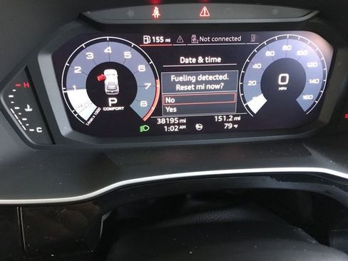 Used 2020 Audi Q3 2.0T Premium w/ Convenience Package AWD/4WD image 12
