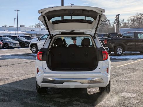 New 2026 GMC Terrain Denali w/ LPO, Black Badging Package image 35