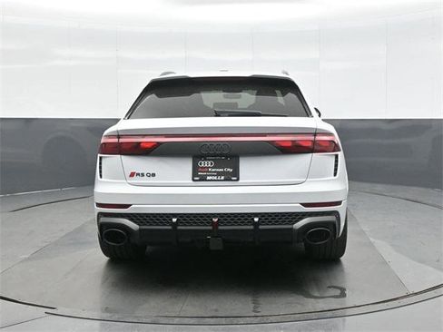 New 2026 Audi RS Q8 performance image 6