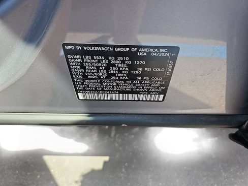 Used 2024 Volkswagen Atlas Cross Sport SE FWD image 31