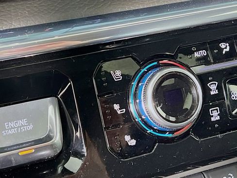 Used 2024 GMC Sierra 1500 Denali w/ Denali Reserve Package image 20