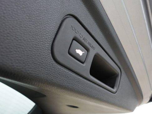 New 2026 Acura MDX SH-AWD image 29
