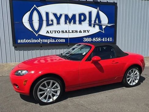 Used 2006 MAZDA MX-5 Miata Grand Touring RWD image 1