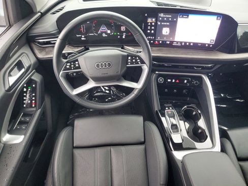 Used 2025 Audi Q5 Premium Plus w/ Premium Plus image 12