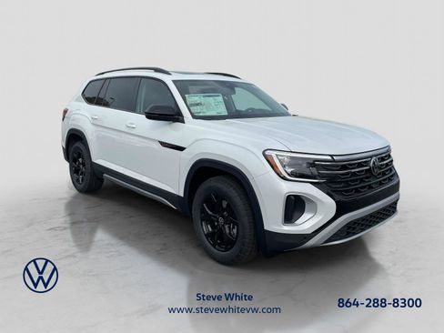 New 2026 Volkswagen Atlas Peak Edition AWD/4WD image 1