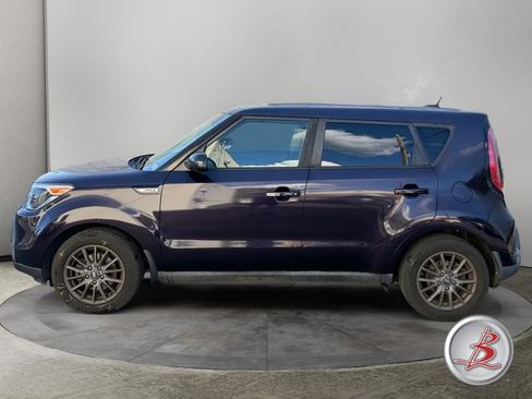 Used 2016 Kia Soul FWD image 4