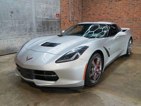 Used 2014 Chevrolet Corvette Stingray Coupe w/ 3LT Preferred Equipment Group RWD image 5